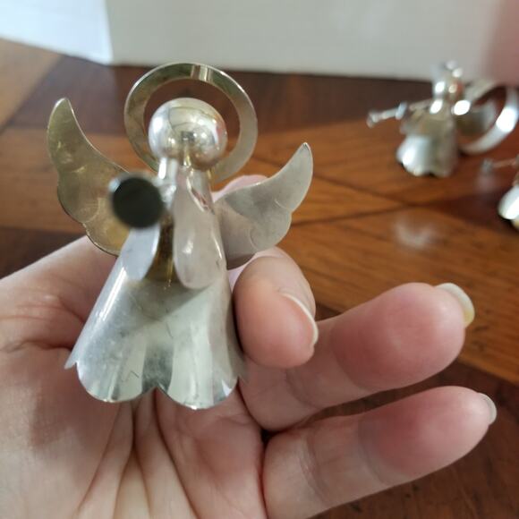 Twelve Regal silver plated style 8516.1 angel napkin holders - Picture 8 of 16